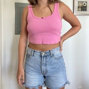 Pink tank top